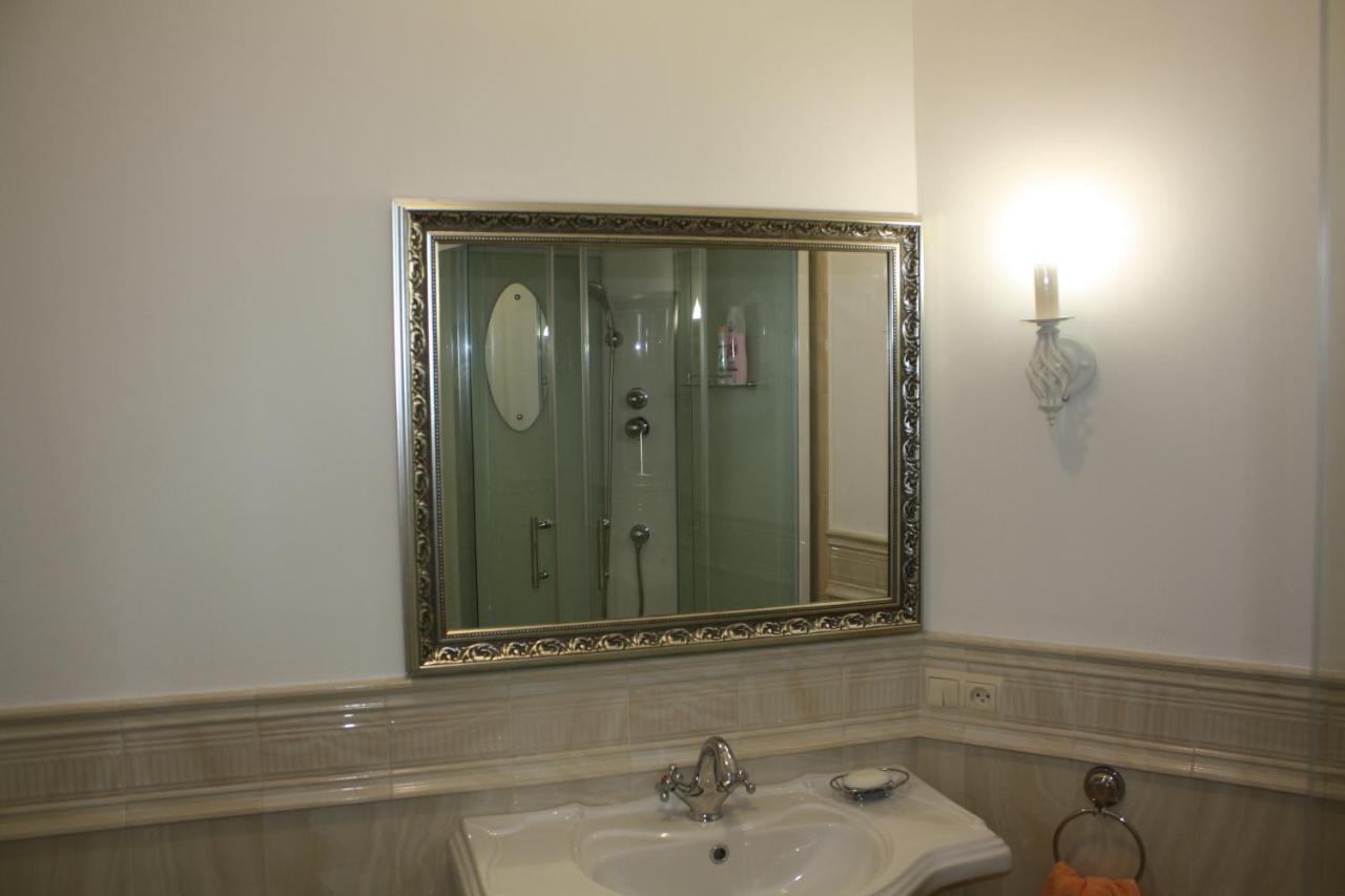 Apartment in the city center Gomel Eksteriør bilde